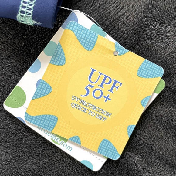 Little Me Rash Guard 🐳 - Picture 5 of 6